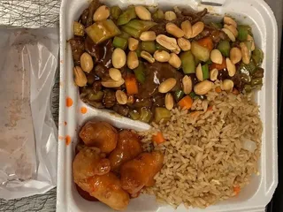 Szechuan Inn Chinese Restaurant