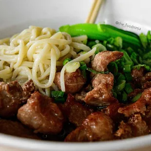 Hand Pulled Noodles w/ Chicken