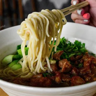 Hand Pulled Noodles w/ Chicken