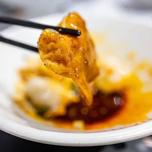 Chili Oil Wonton / 红油抄手 ($6/6颗)