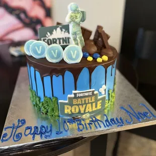 a fortnite royale birthday cake