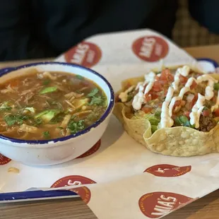 Bessie&apos;s Soup and Salad