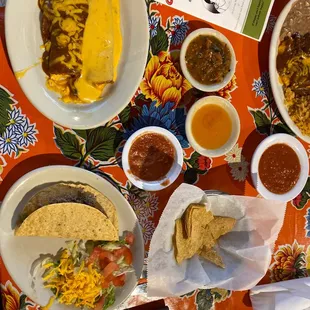 Felipe's Dinner 3 kinds of salsa's