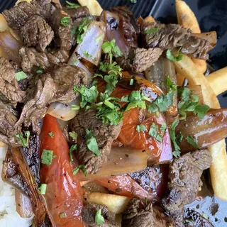 Lomo Saltado dinner size