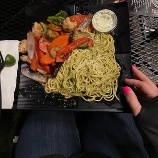 Spaghetti Pesto with vegetables