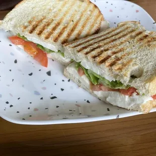 Mozzarella and tomato sandwich