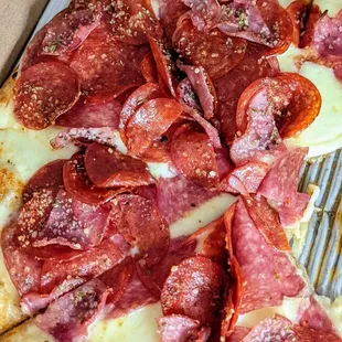 Italian American Pizza (12" with NY Style Crust) | Instagram: @telephonesmoothie