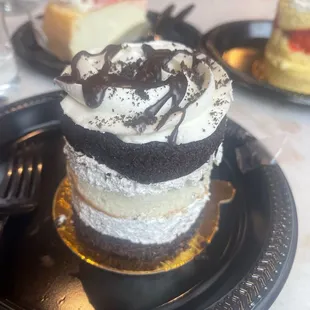 Cookies and Cream Cake