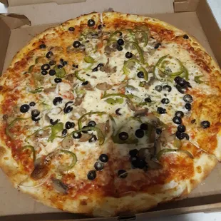 Their veggie pizza - not bad, I've had better!