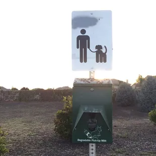 Plentiful doggy poop bags