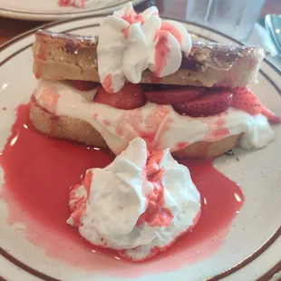 Stuffed strawberry french toast