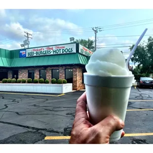 Mid Lemon Italian Ice! Michael&apos;s Beef House. OakPark IL Italian Beef Burgers HotDogs Ribs Gyros Salads Sandwiches .Clean! Cool!