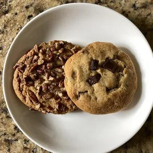 Toffee pecan and chocolate chunk