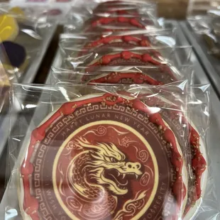 chinese new year dragon cookies