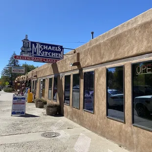 Great spot for breakfast and lunch