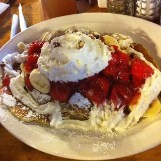 Strawberry Banana Pecan Pancakes
