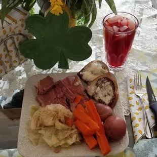 food, oysters and mussels