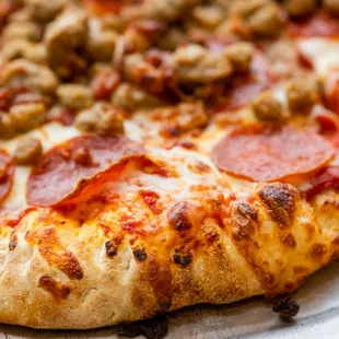 a close up of a pizza