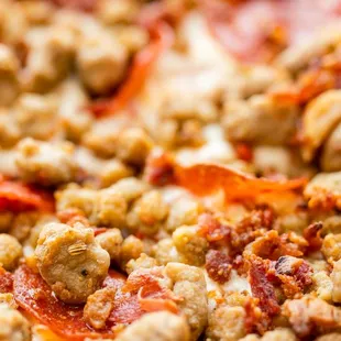 a close up of a pizza