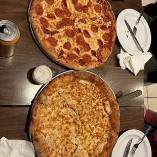 buffalo chicken pizza and pepperoni pizza