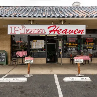 Welcome to Michelangelo&apos;s at Pizza Heaven
