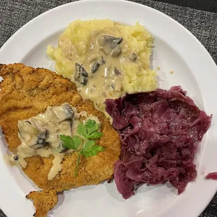Jaeger Schnitzel