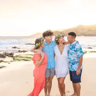 Family Beach photo session in Honolulu, Hawaii