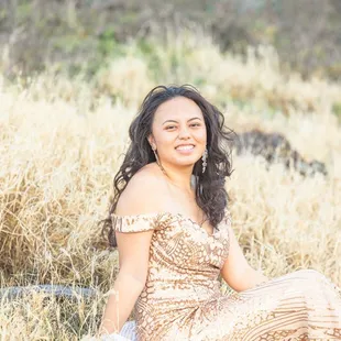 Senior portrait session on Oahu, Hawaii