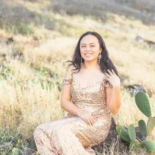 Senior portrait session on Oahu, Hawaii