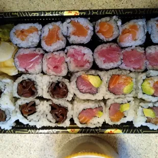 sushi and sashimi, sushi, sashimi, food