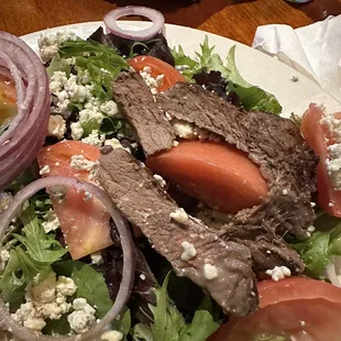 Grilled Steak Gorgonzola Salad