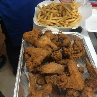 fried chicken wings, chicken, poultry, food, chicken wings, bbq chicken, fried chicken, bbq wings, chicken wings and fried chicken
