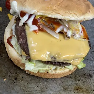 Double Cheeseburger