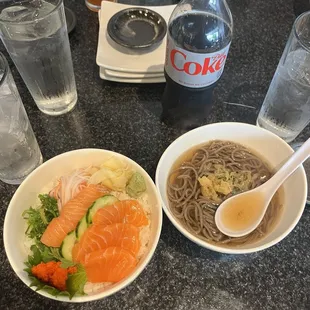 Salmon don with soba