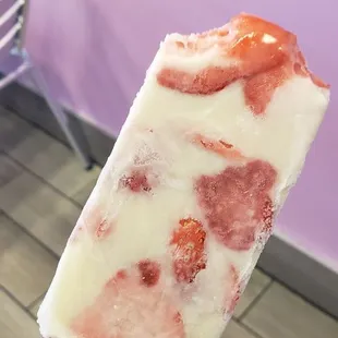 Fresas con crema paleta