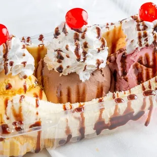 BANANA SPLIT