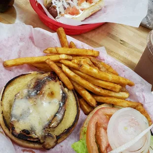 Grilled chicken sandwich and chili dog