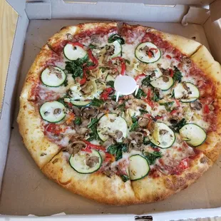 Giardino. Large 16in.