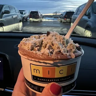 Gelato to go - mmmmm