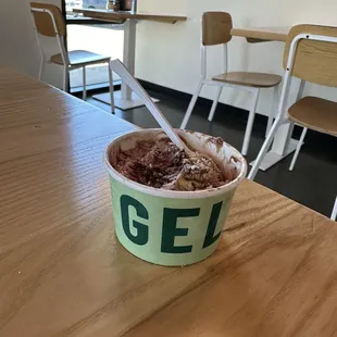 Spumoni gelato!  Yum!