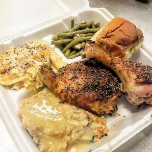 Rosemary and Garlic Tuscan Chicken, Cornbread Dressing, Cheesy Pasta,  and Greenbeans!!!