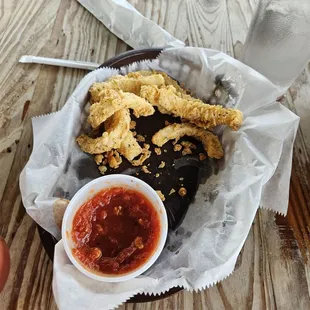 Calamari with Marinara sauce. Delish!