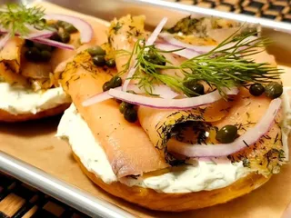 12 Points Public Market