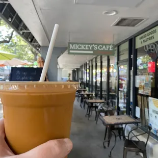 The &quot;cholesterol be gone&quot; juice, with carrot, apple, ginger and parsley. Good morning!