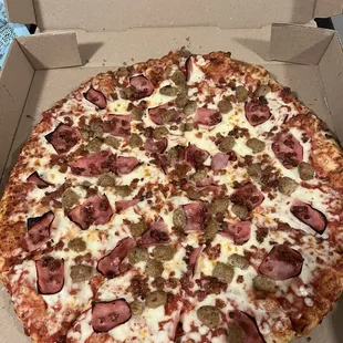 Large pizza with 3 toppings