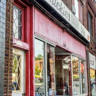 Storefront for Mickie&apos;s Dairy Bar