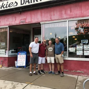 Buddies reuniting for first time in 25 years!!