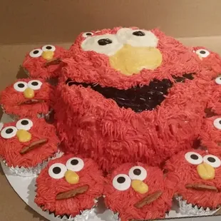Elmo Birthday Cake