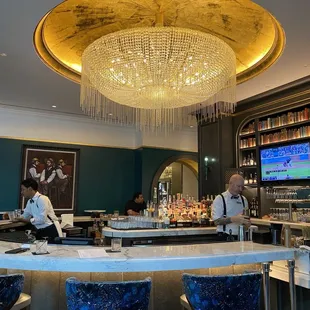 interior, crepes