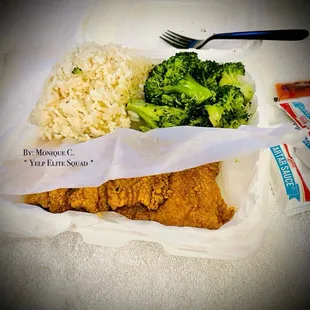 Crispy Fried Catfish, White Rice  , Steamed Broccoli